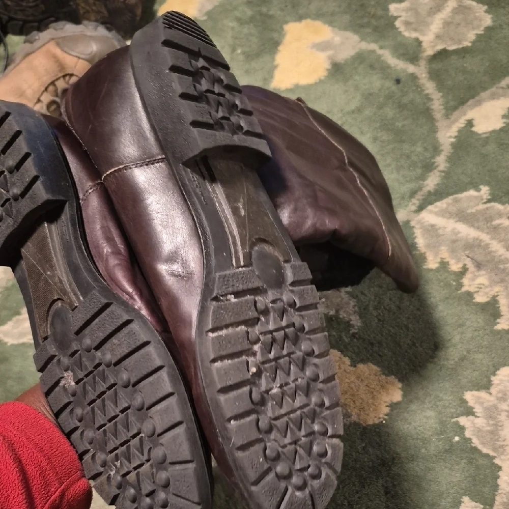 Brown Leather Shearling-Lined Boots